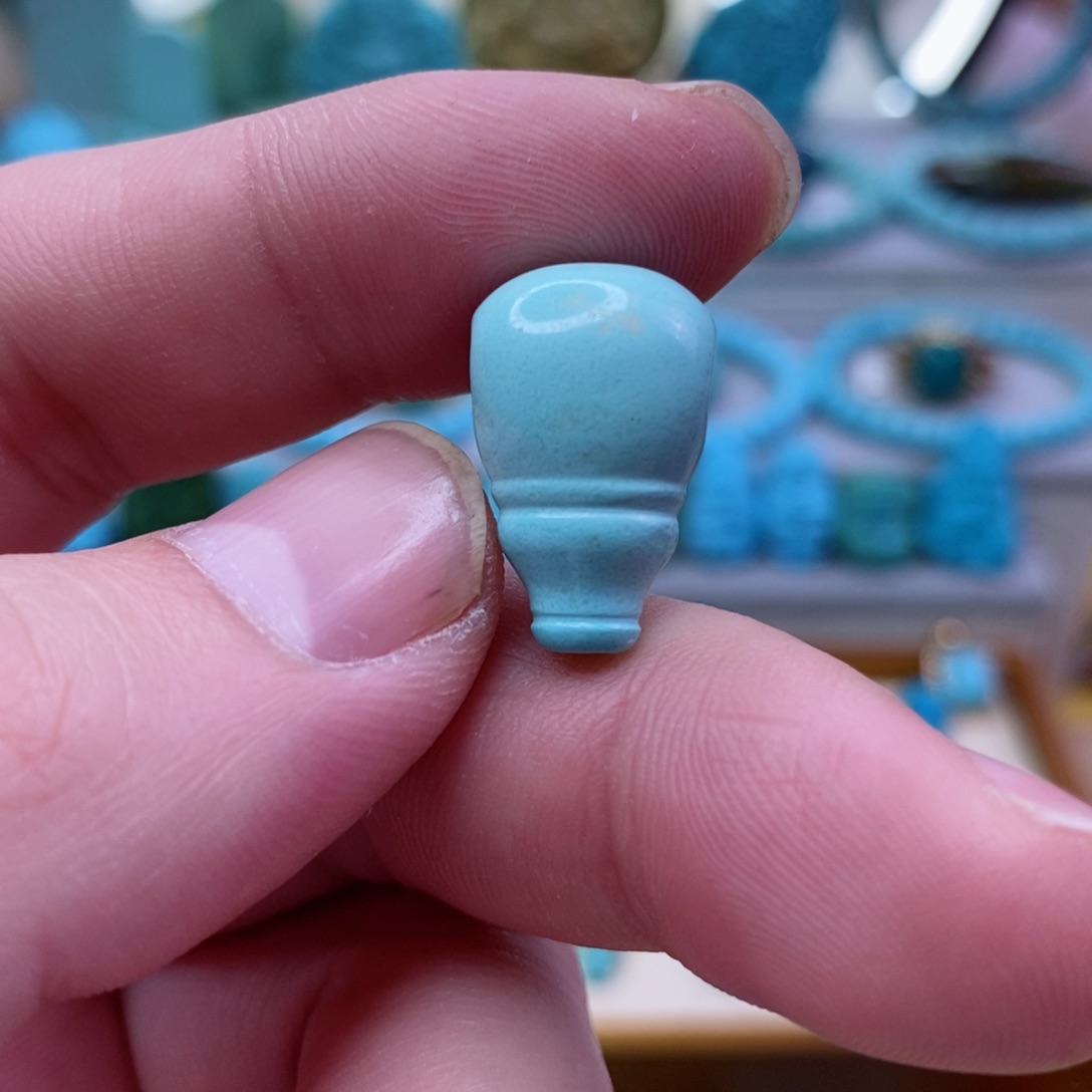 绿松石配饰未镶嵌