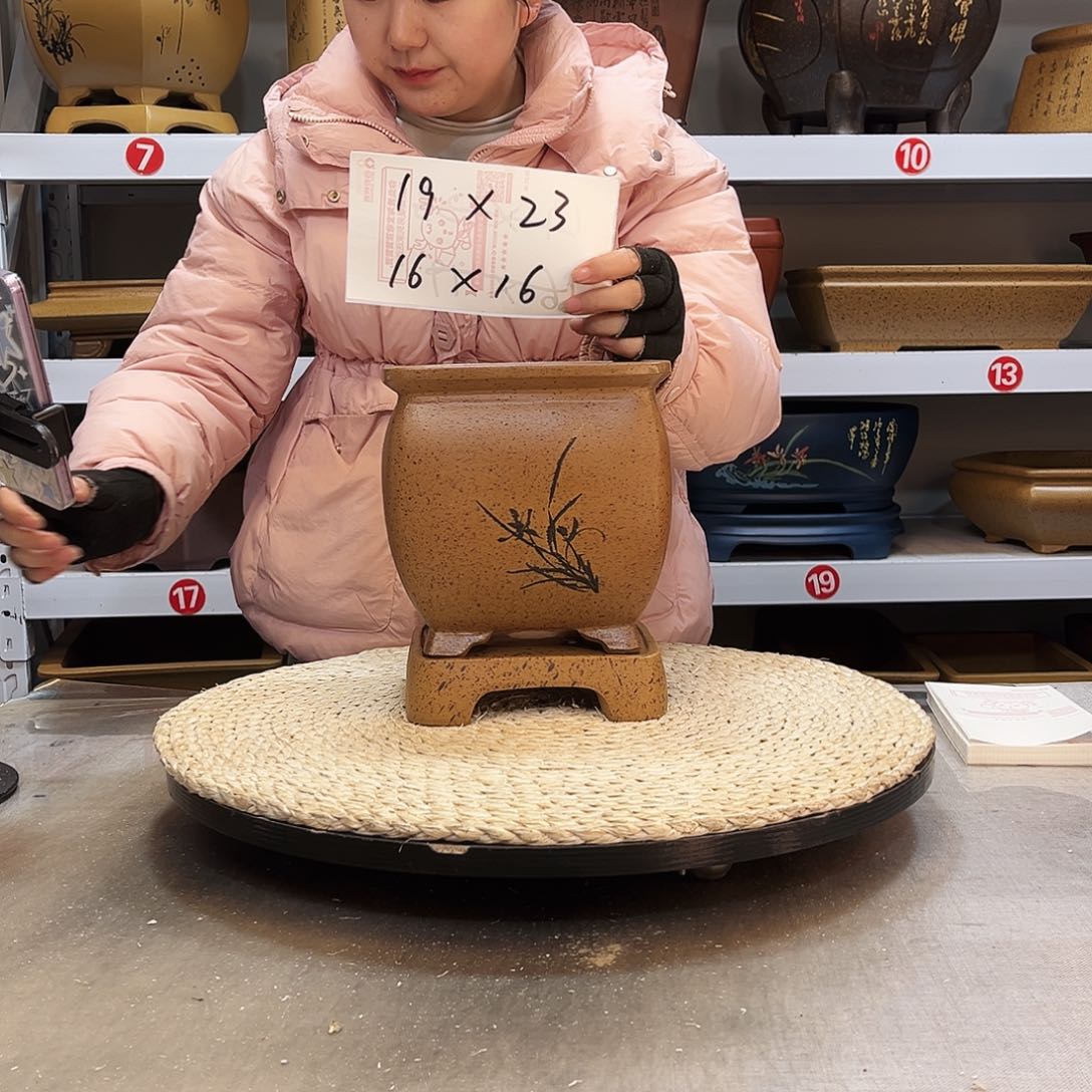 紫砂花盆紫砂花盆