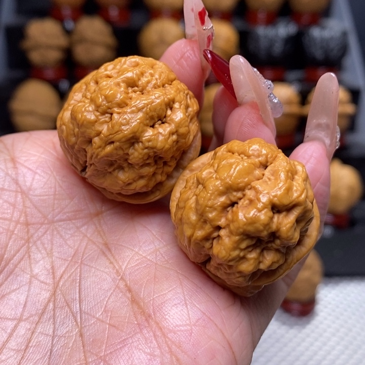 文玩核桃把件血舍利27号