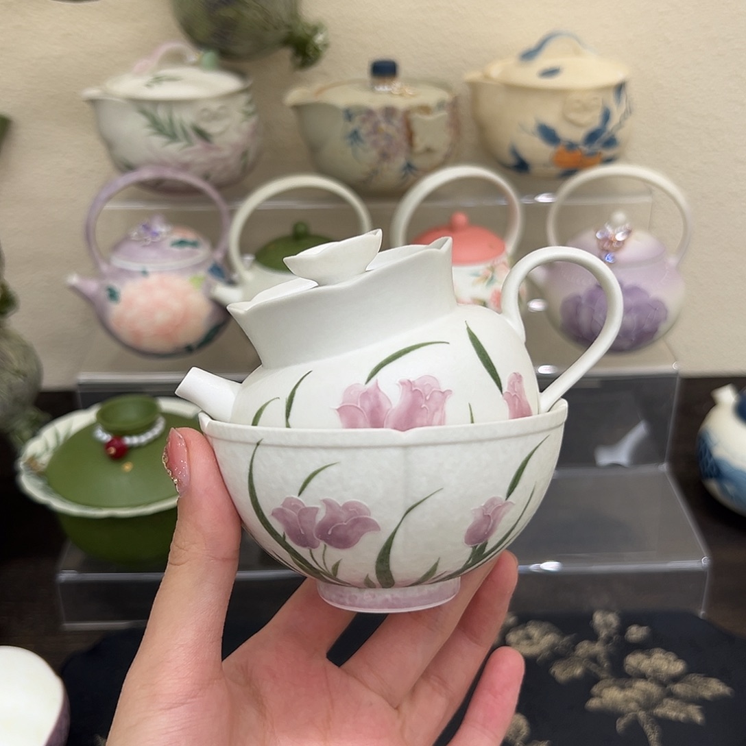 茶具等产品的生产和销售为一体