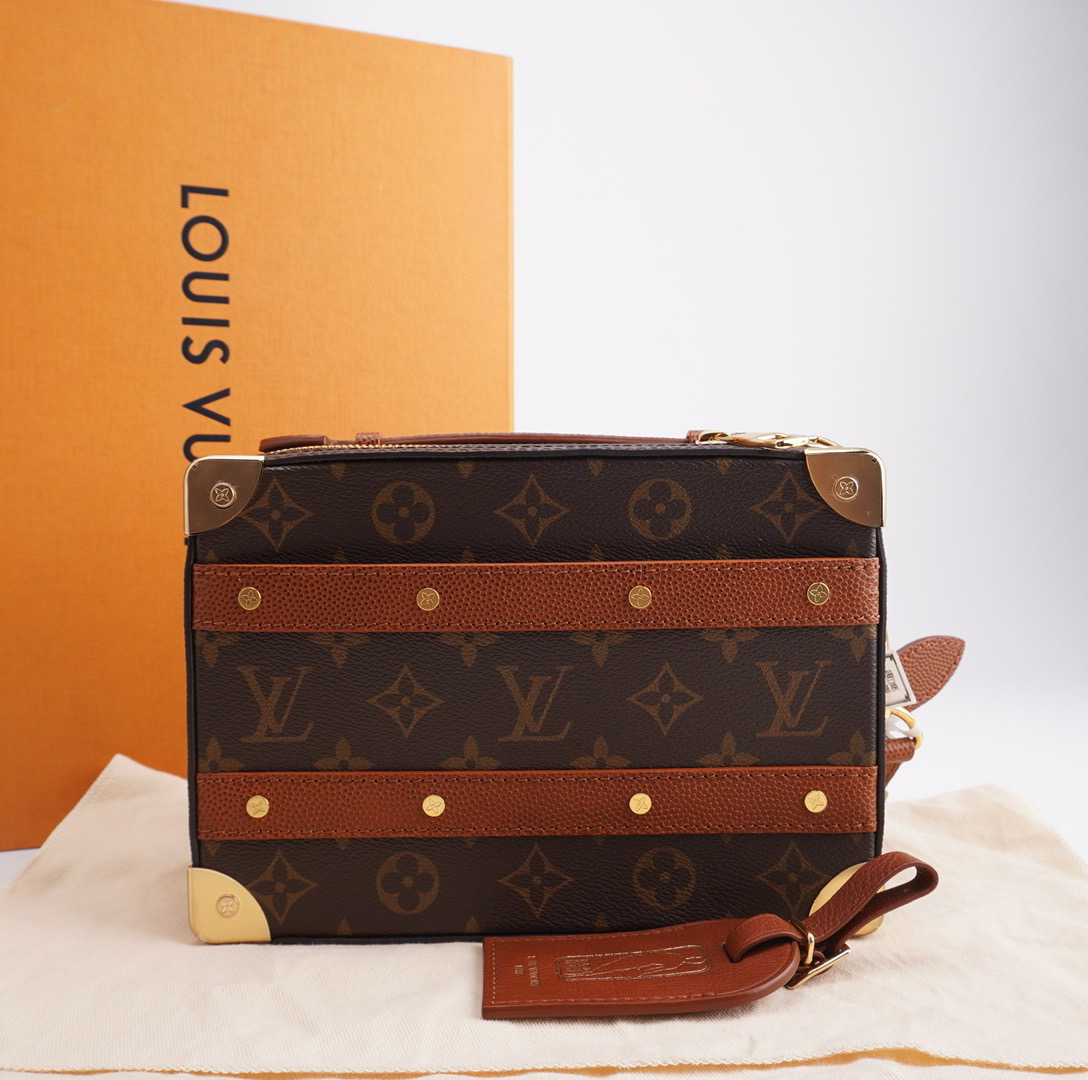 99新 LouisVuitton/路易威登 NBA联名款Handle trunk斜挎包 F984