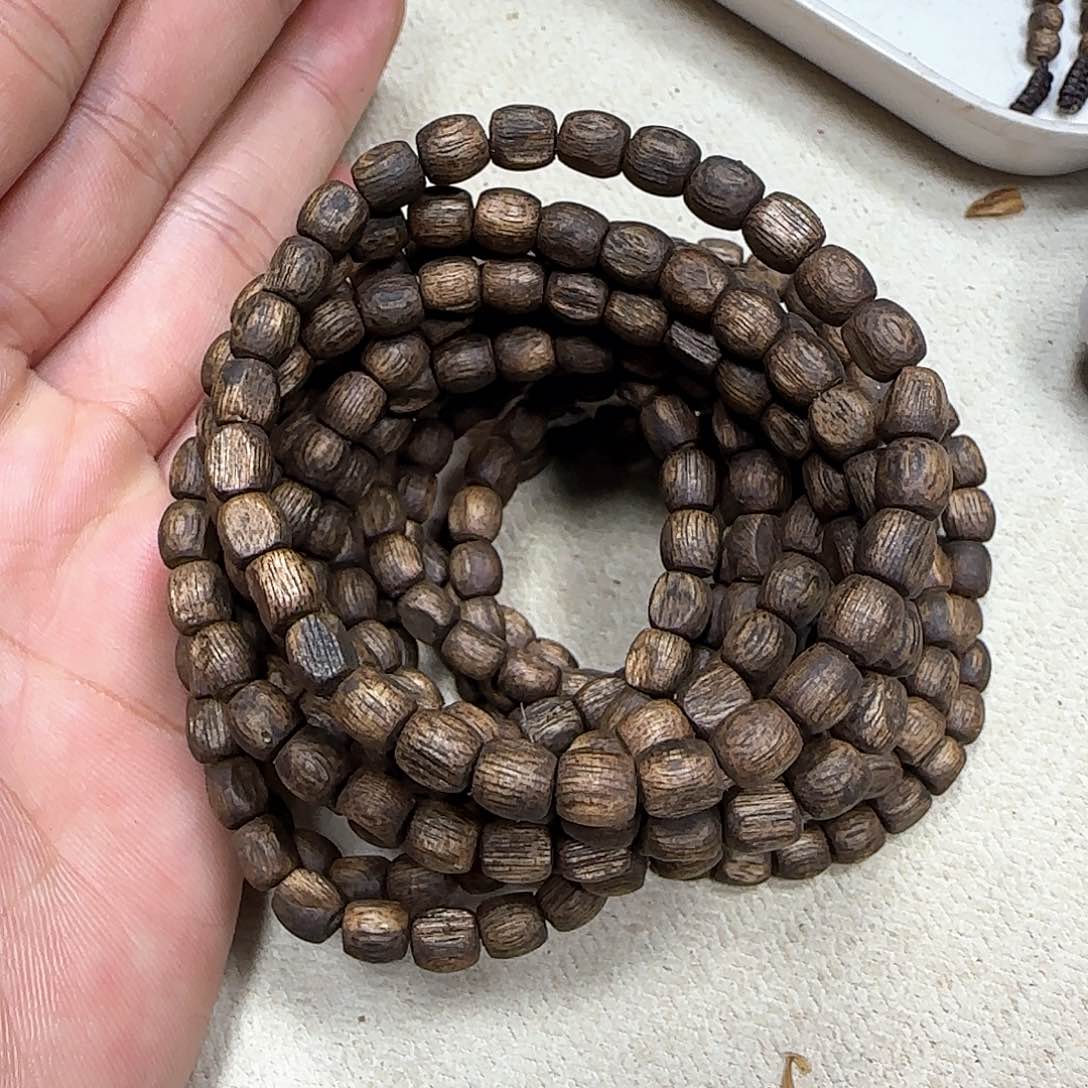 沉香沉香碎屑奇楠沉香随行桶单圈多样性发一条