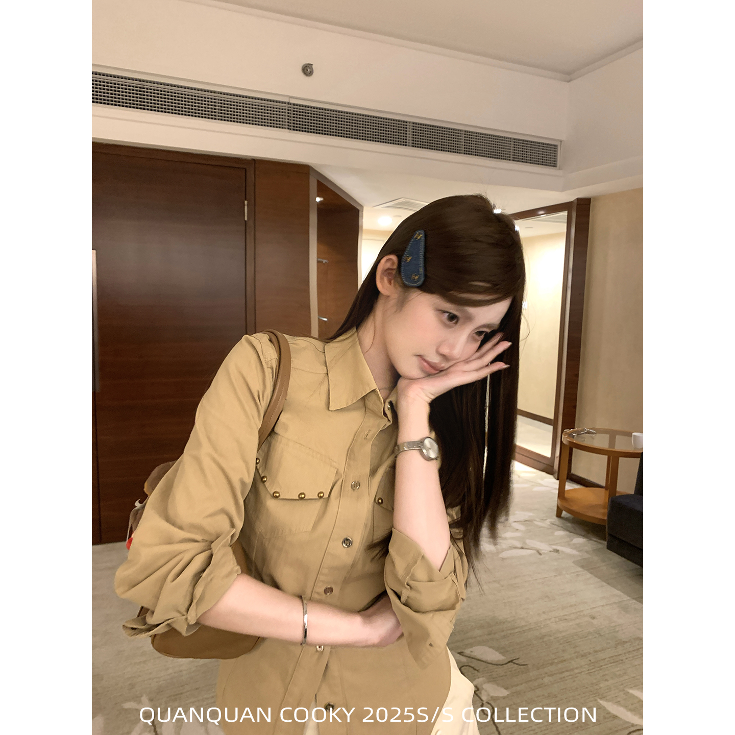 圈圈cooky 赫拉小姐 驼色复古显瘦弧形下摆轻薄松弛衬衫L0958C