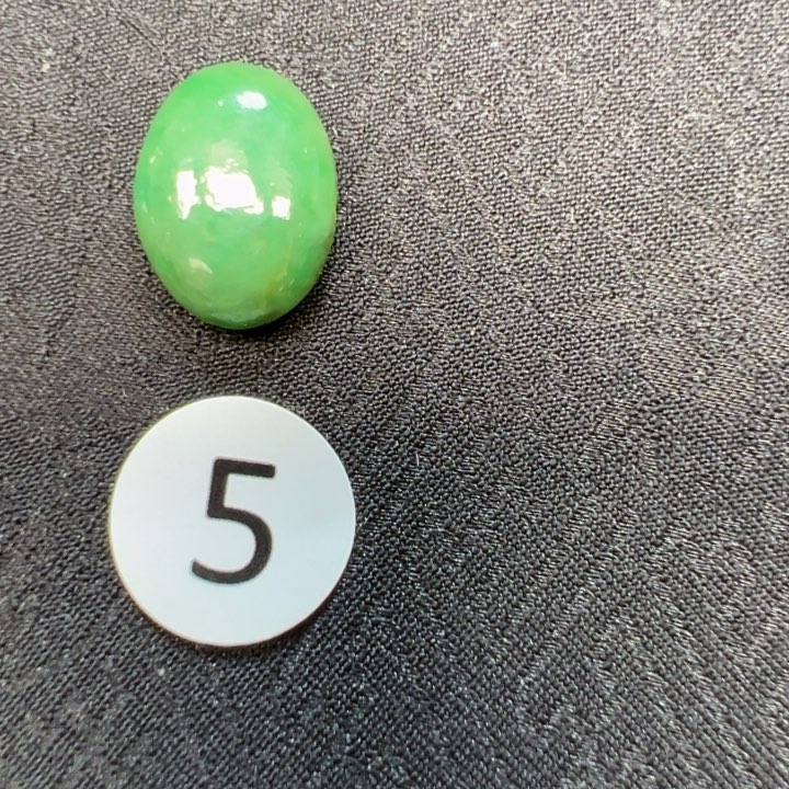 翡翠未镶嵌颈饰弹棉