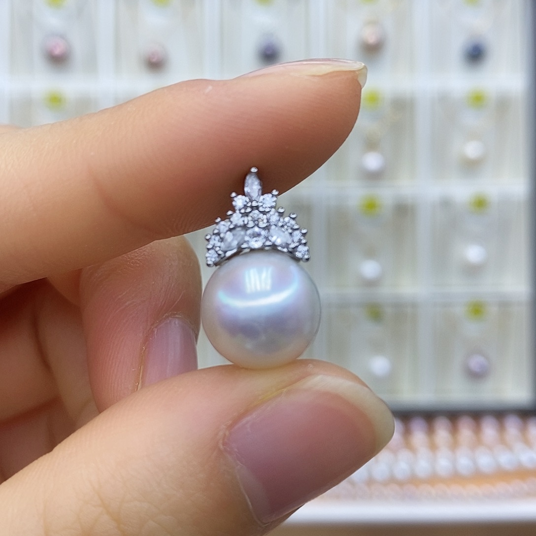 淡水珍珠吊坠(赠链)未镶嵌