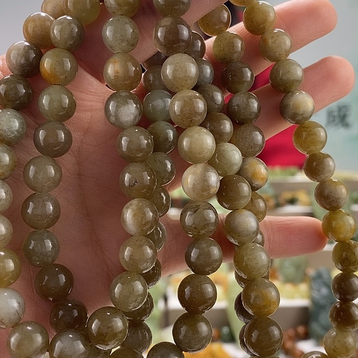 透闪石质玉手链未镶嵌有瑕