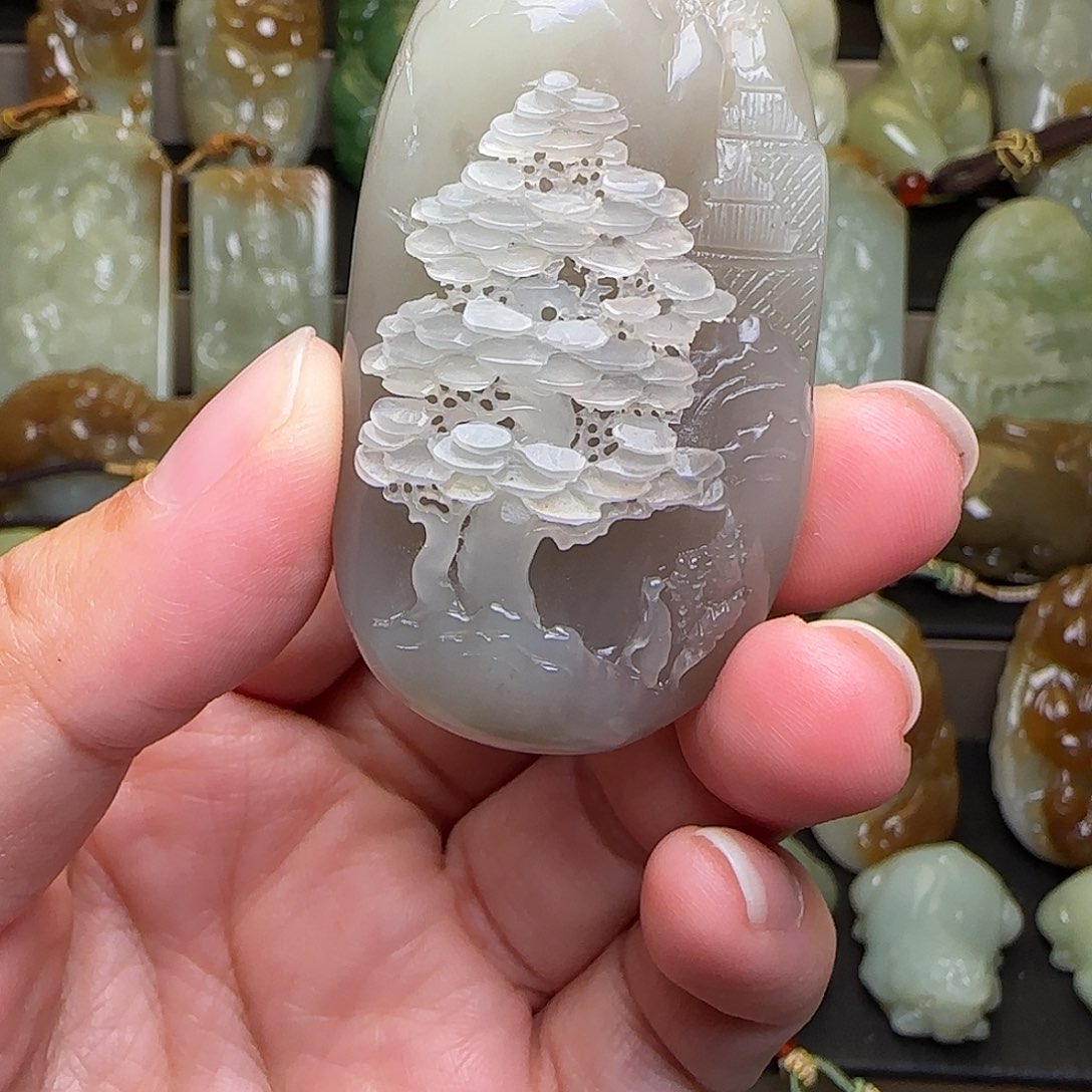 颈饰未镶嵌和田玉