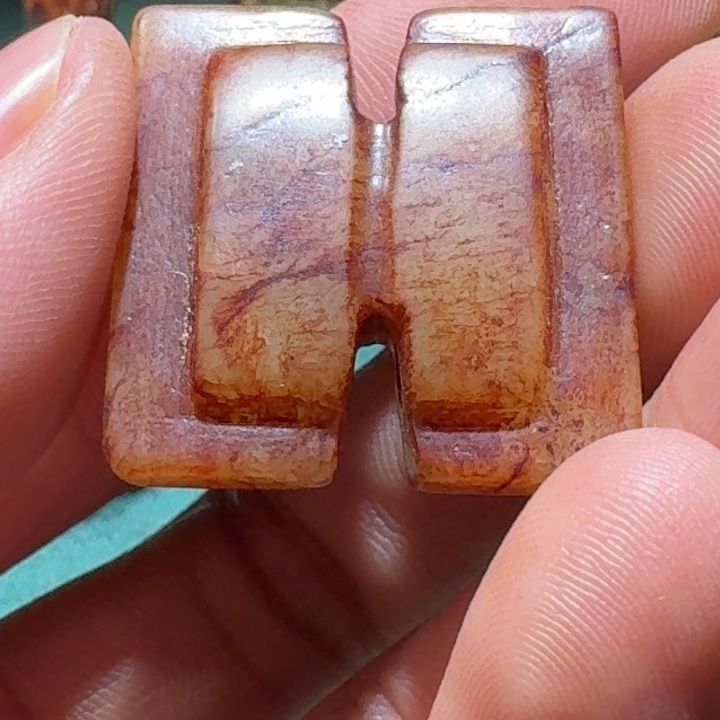 和田玉（糖玉）颈饰未镶嵌