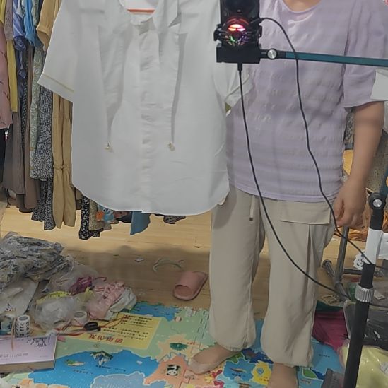 M383沂宝衣橱品牌折扣