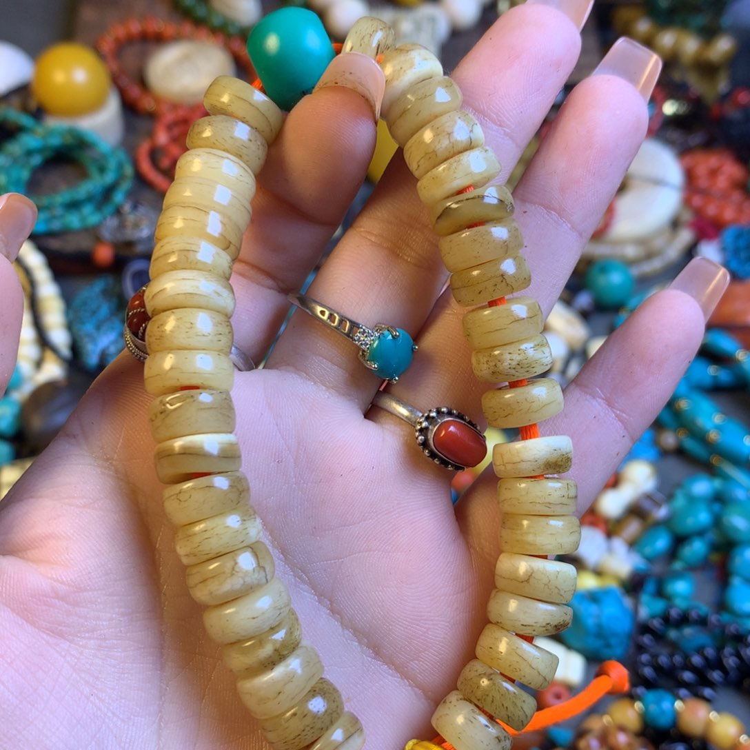 用***8吊坠凤眼菩提……………………