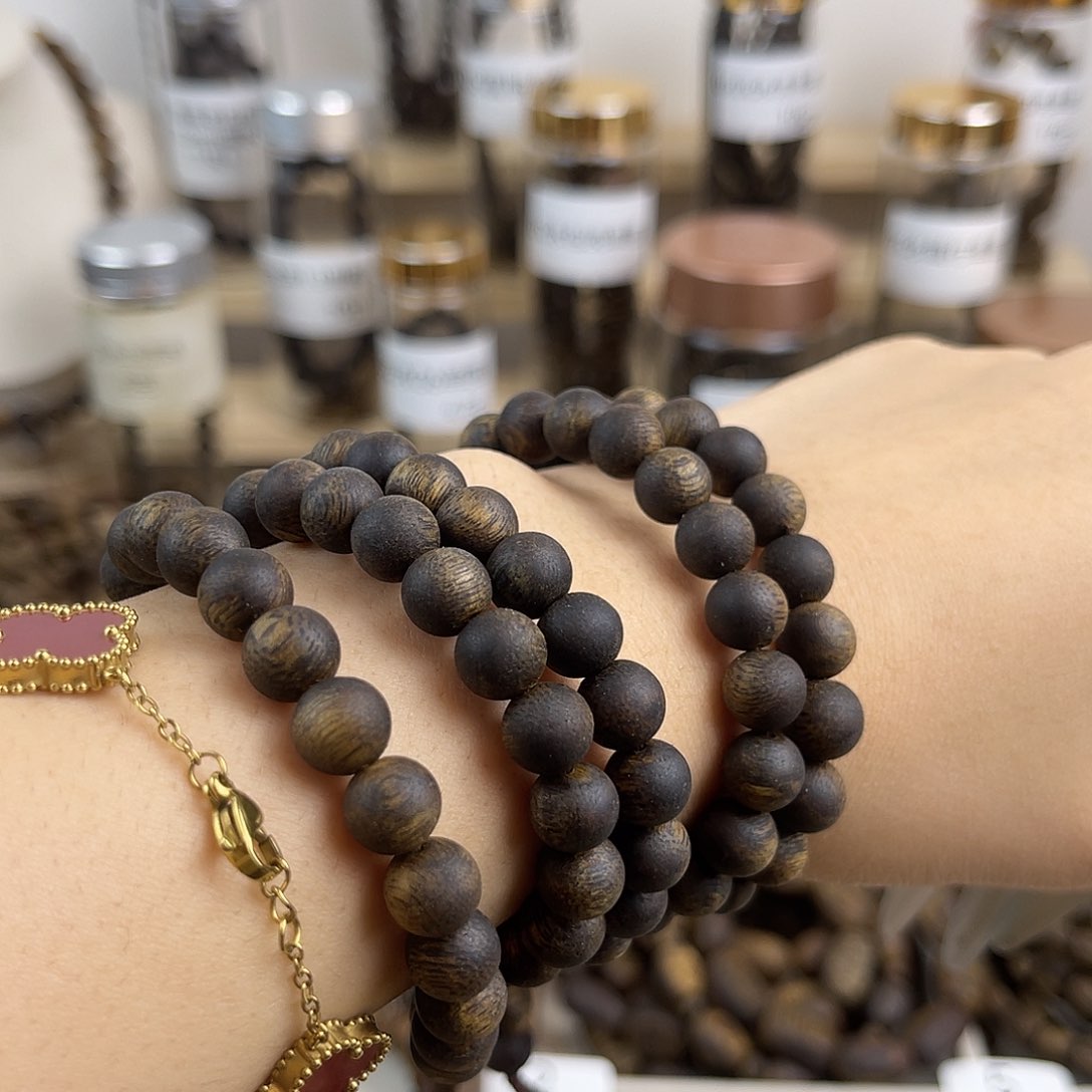 ****首沉香碎屑沉香08多圈29g+