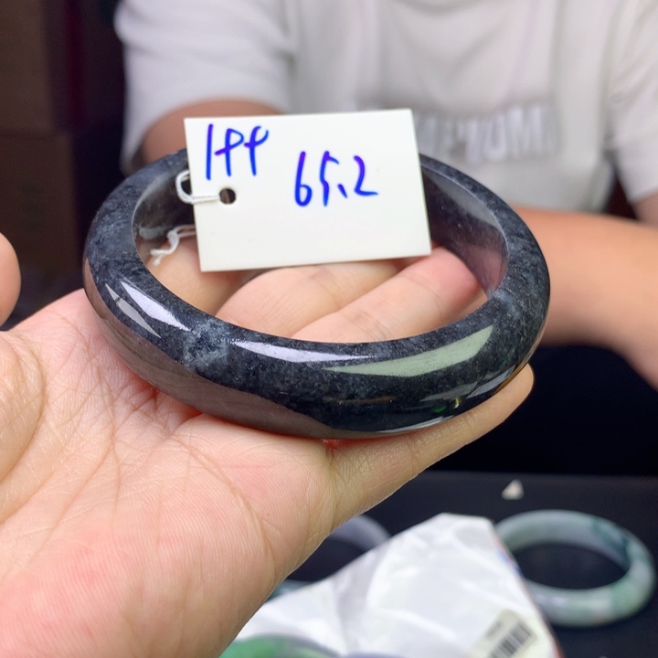 未镶嵌手镯翡翠199
