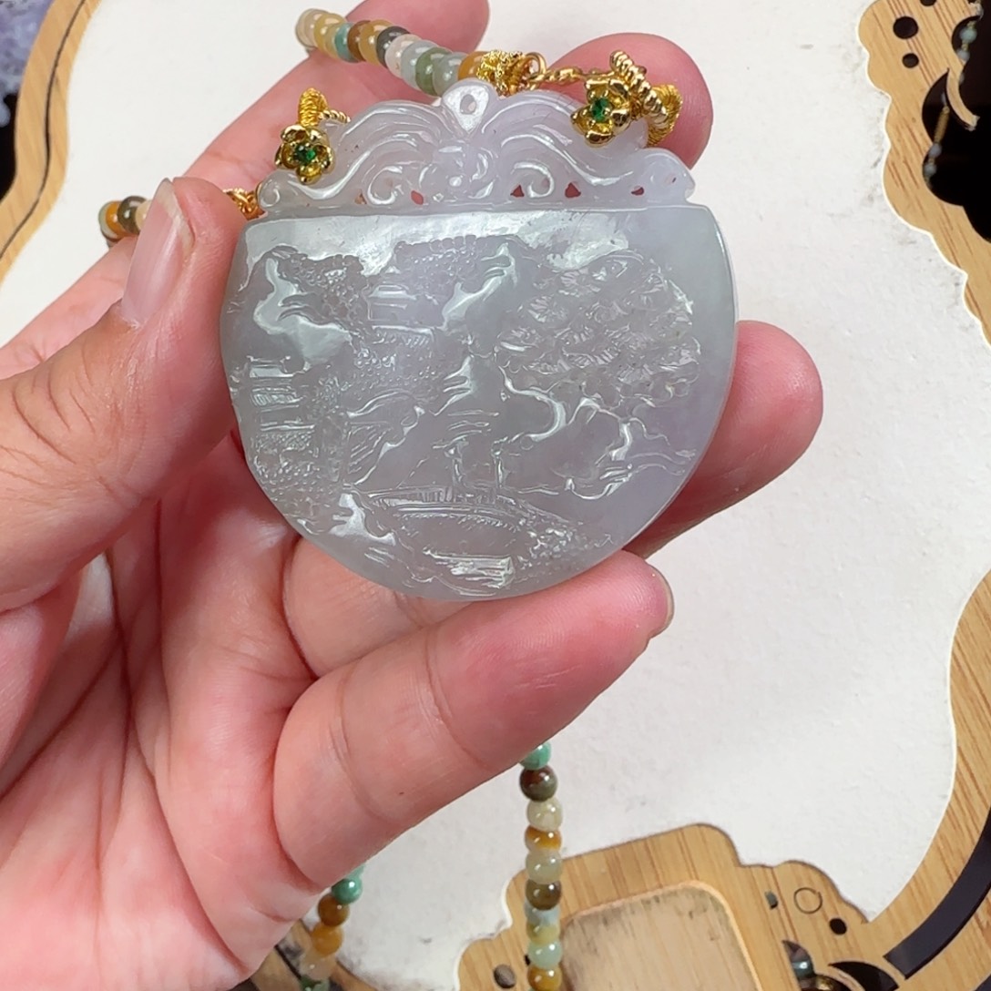 翡翠颈饰未镶嵌仿古