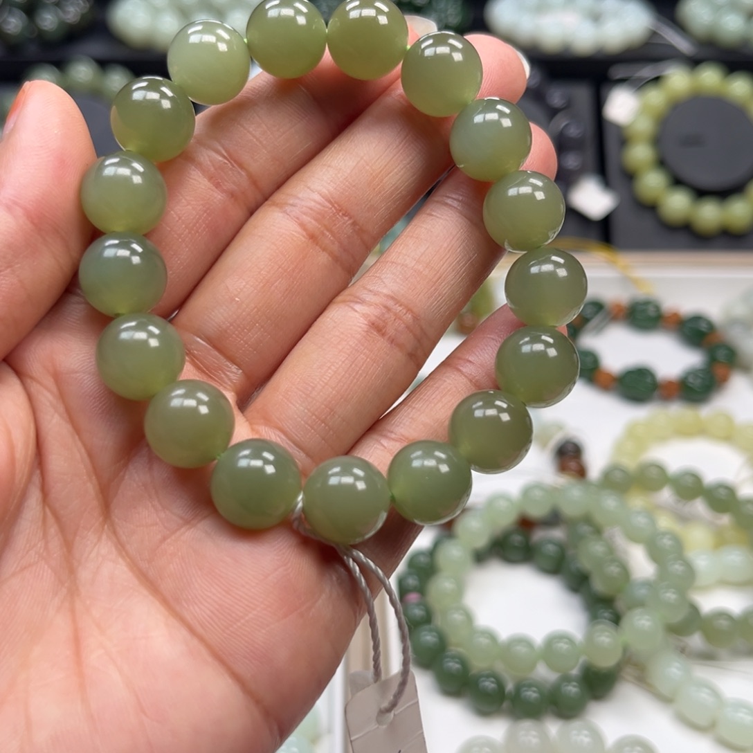 手链未镶嵌和田玉