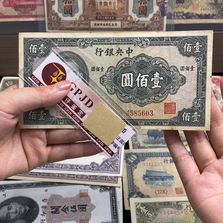 冠号随机。                  