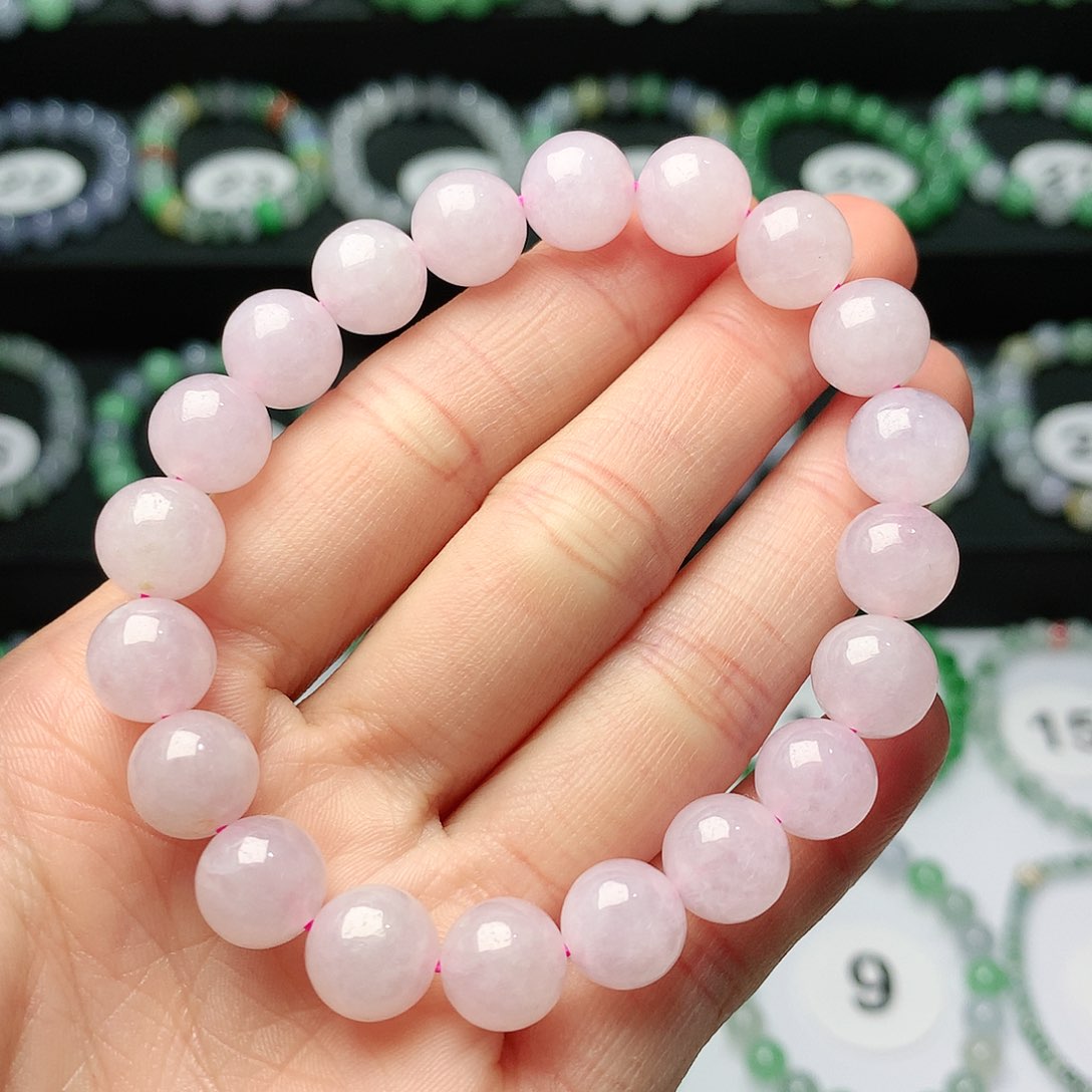 翡翠手链未镶嵌翡翠