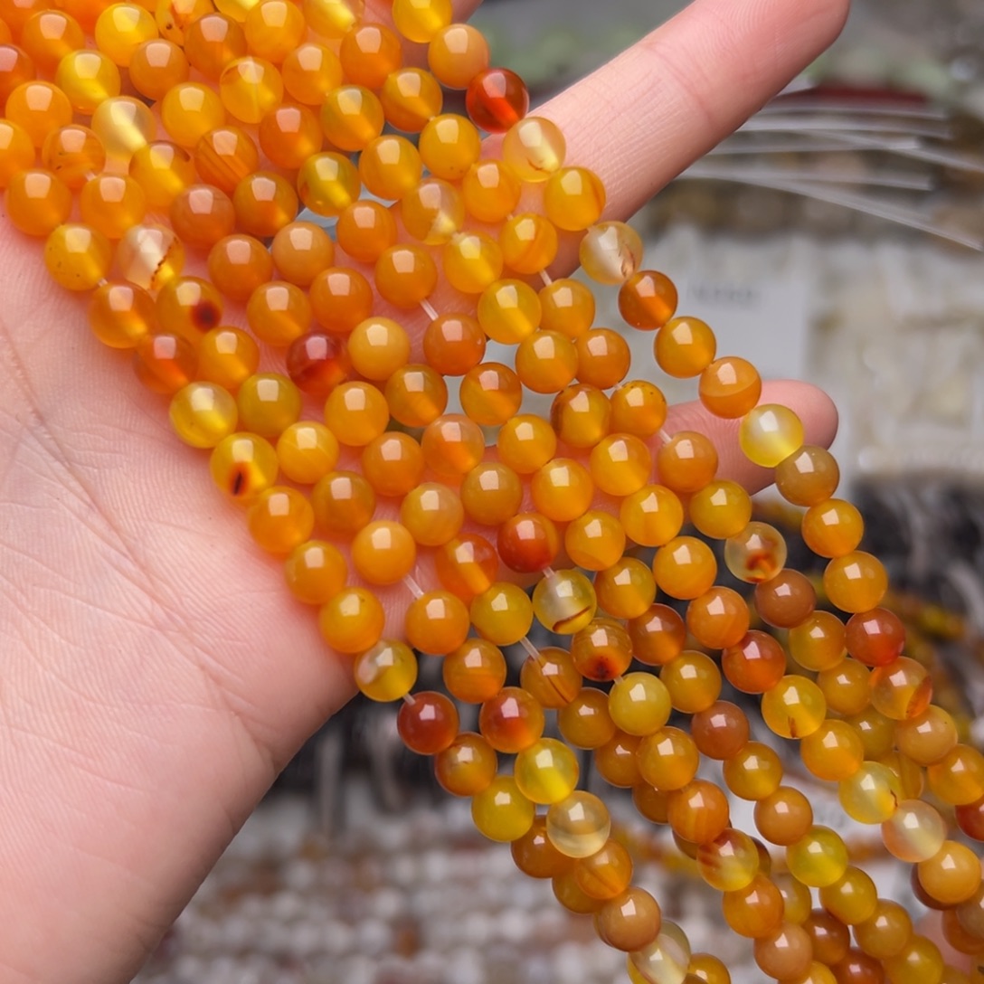 玛瑙/玉髓合金珠宝半成品N411。6.4mm天然飘花黄玛瑙圆珠两条