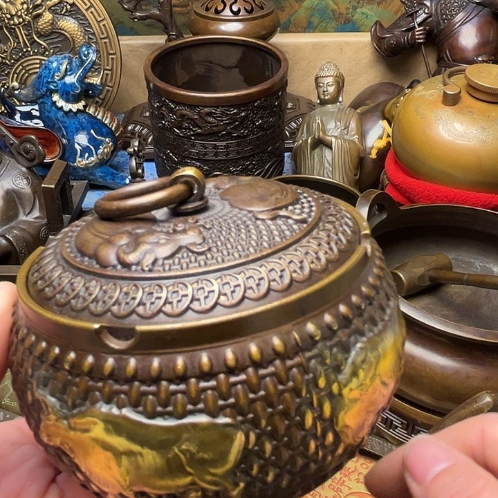 精美铜器批发档口