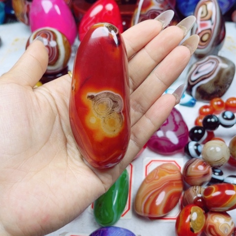 玛瑙/玉髓挂件未镶嵌赤***鲜