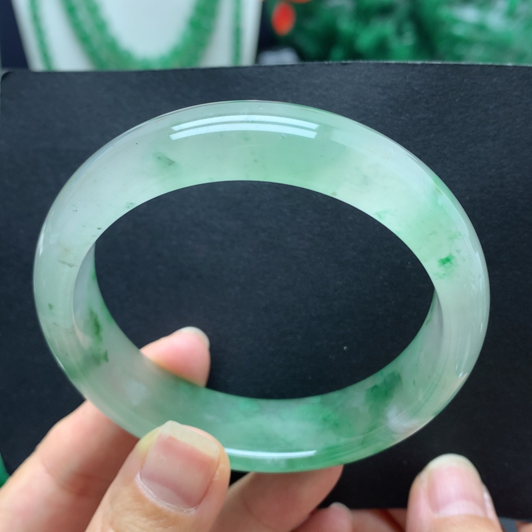 石英质玉手镯未镶嵌0***猫