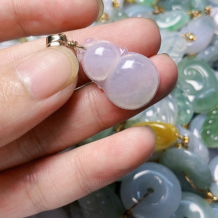 翡翠未镶嵌颈饰天然A货翡翠