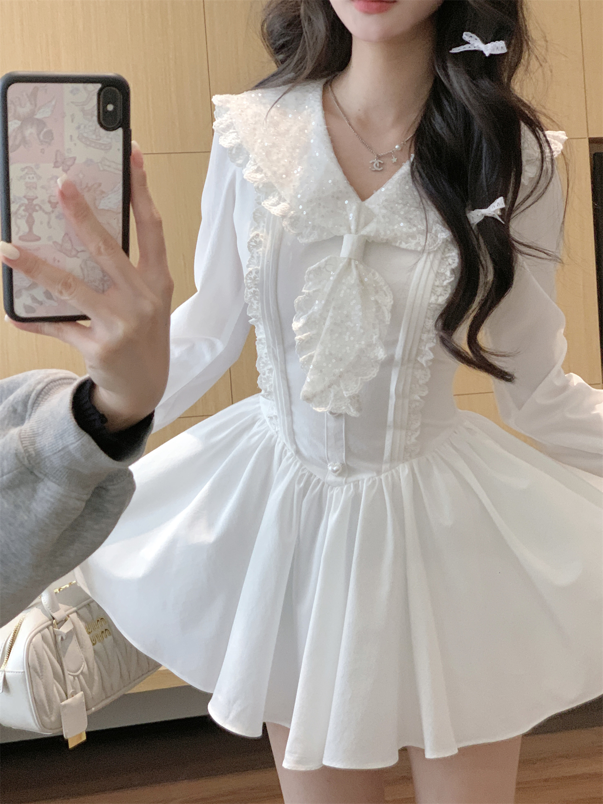 越韩小鱼 少女画报 法式甜美连衣裙亮片2025新款娃娃领白色公主裙