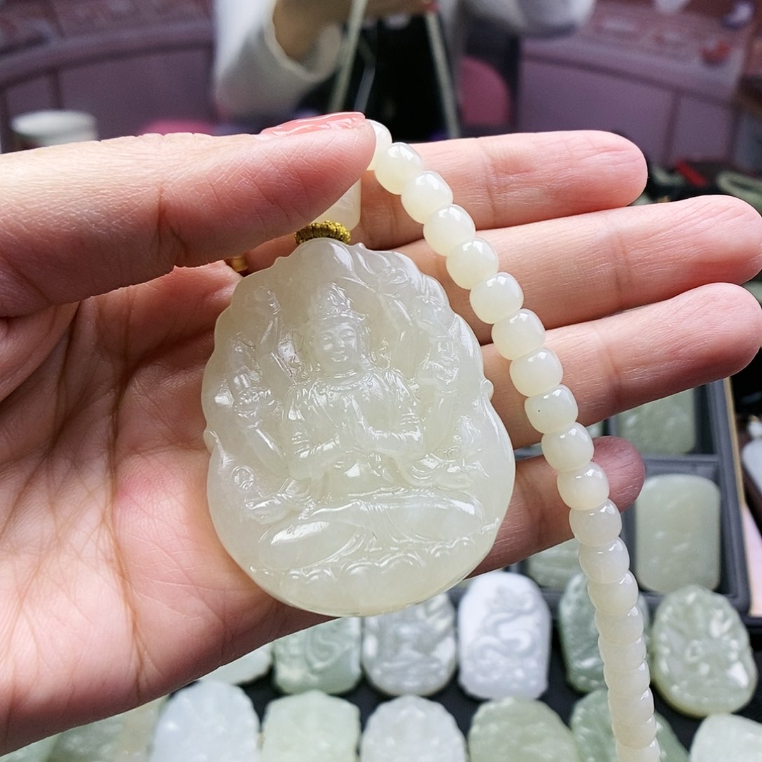 和田玉颈饰未镶嵌用****3