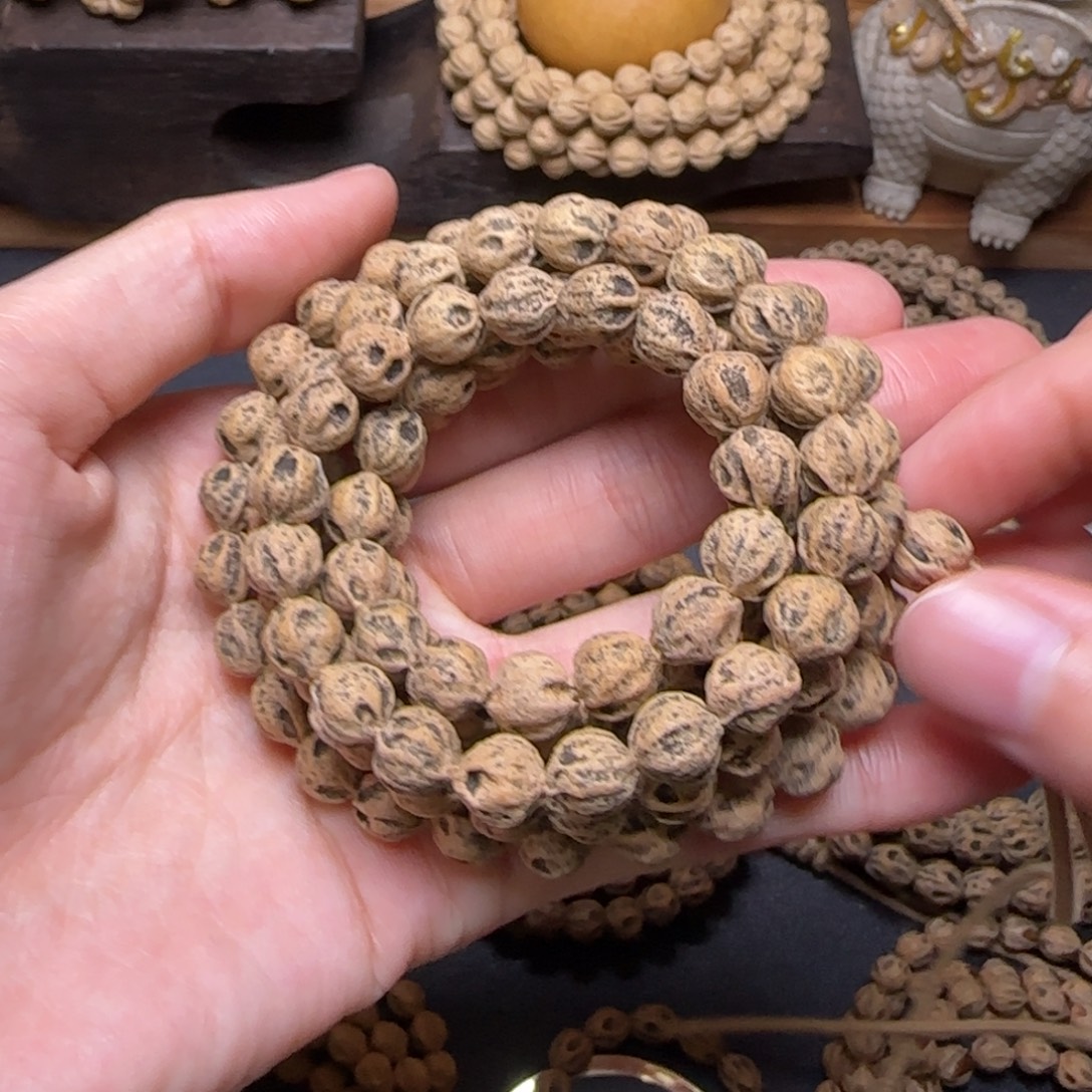 G***s柏香籽/百香籽吊坠