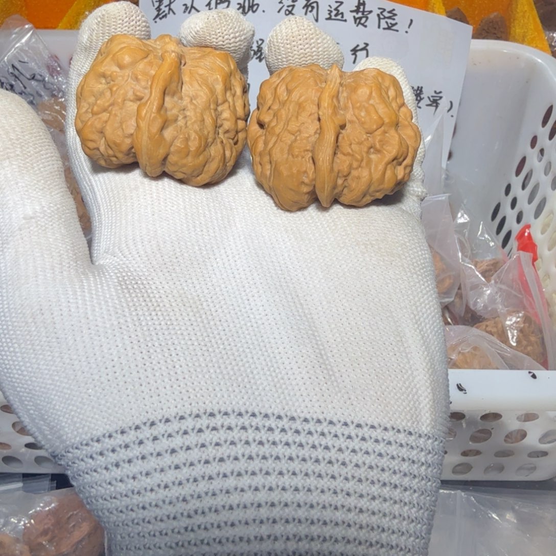 文玩核桃吊坠蛤蟆头一根半 有黄 有修