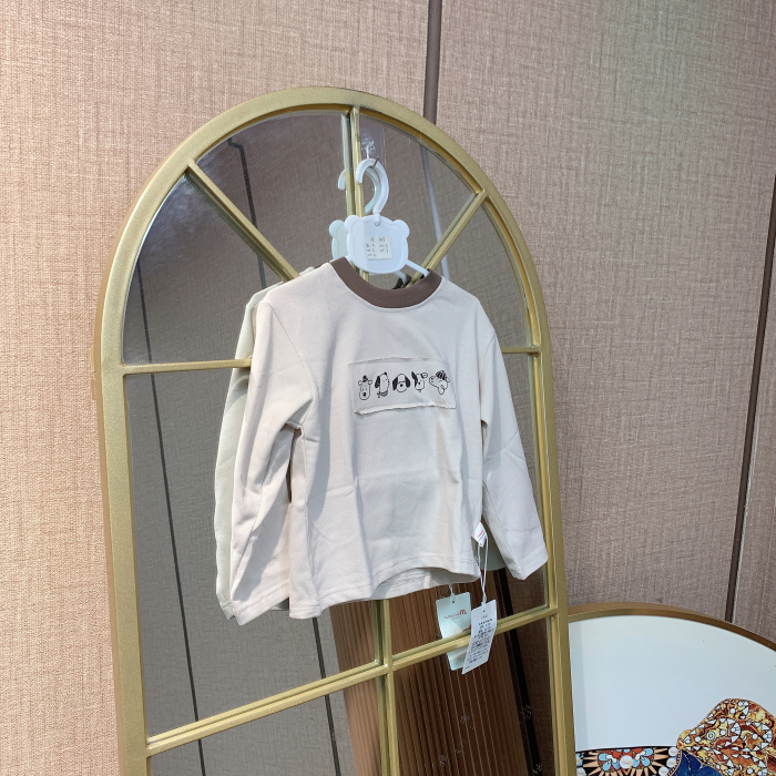 AC418    宝宝杏色长袖T恤  秋款