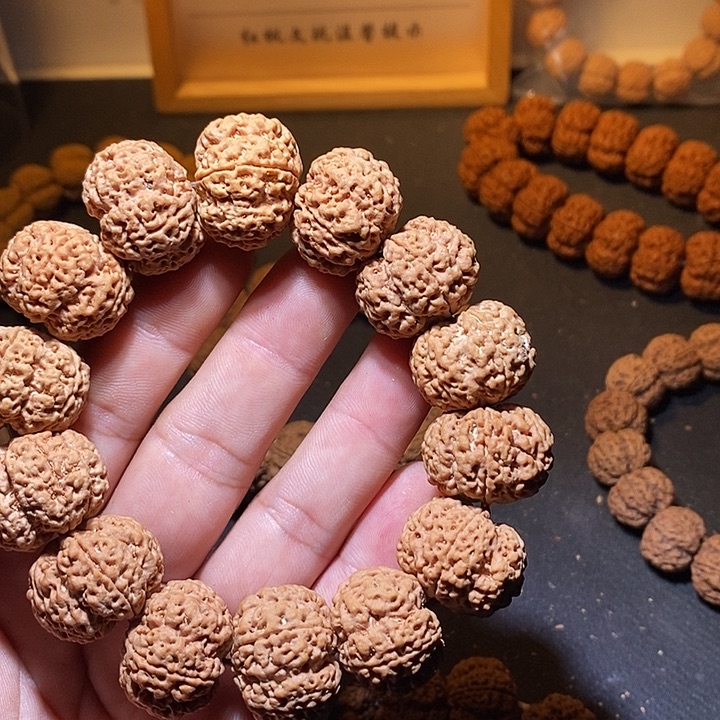 吊坠金刚菩提?****?24444444444