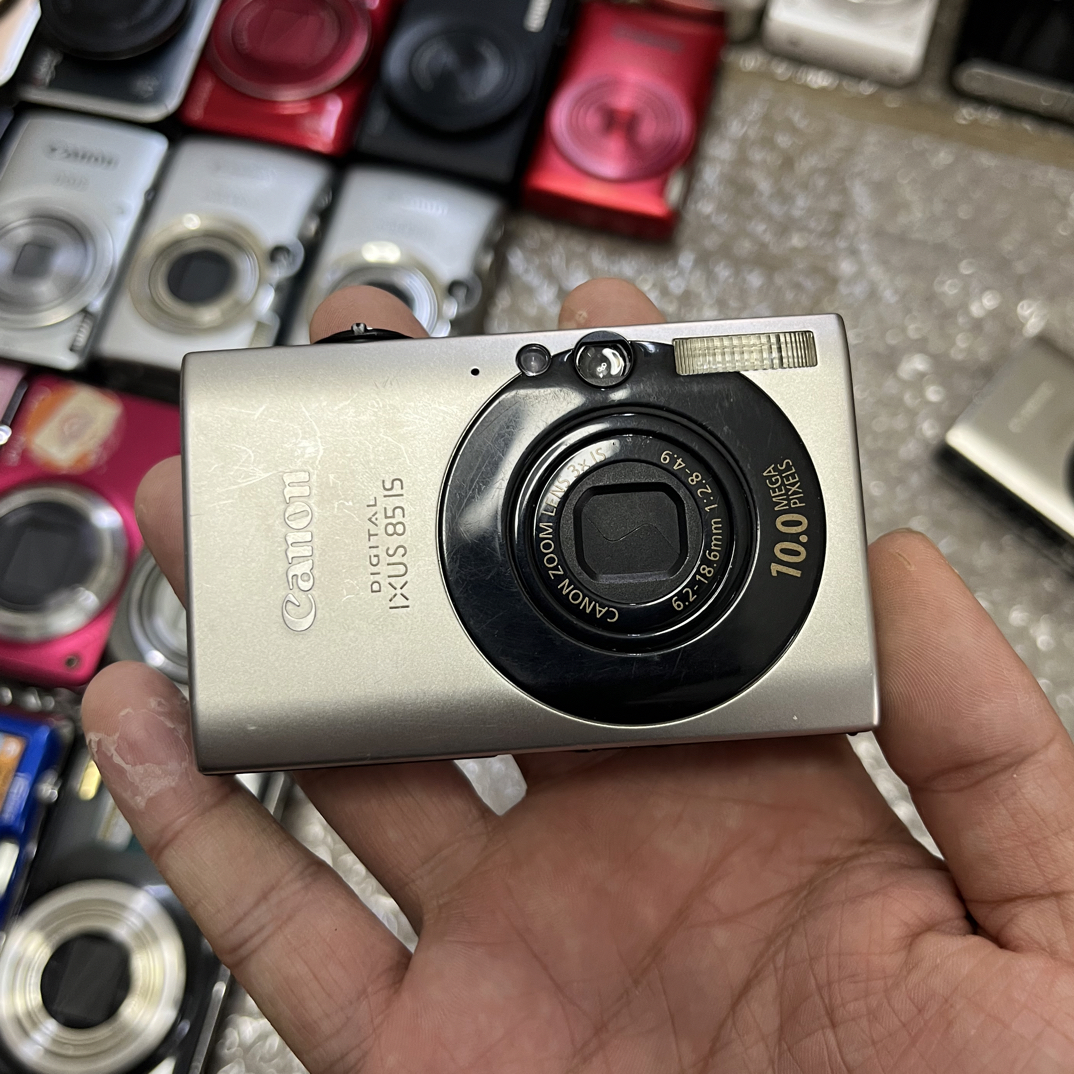 95新 佳能 IXUS85 1000w像素 复古柔焦冷白皮人像