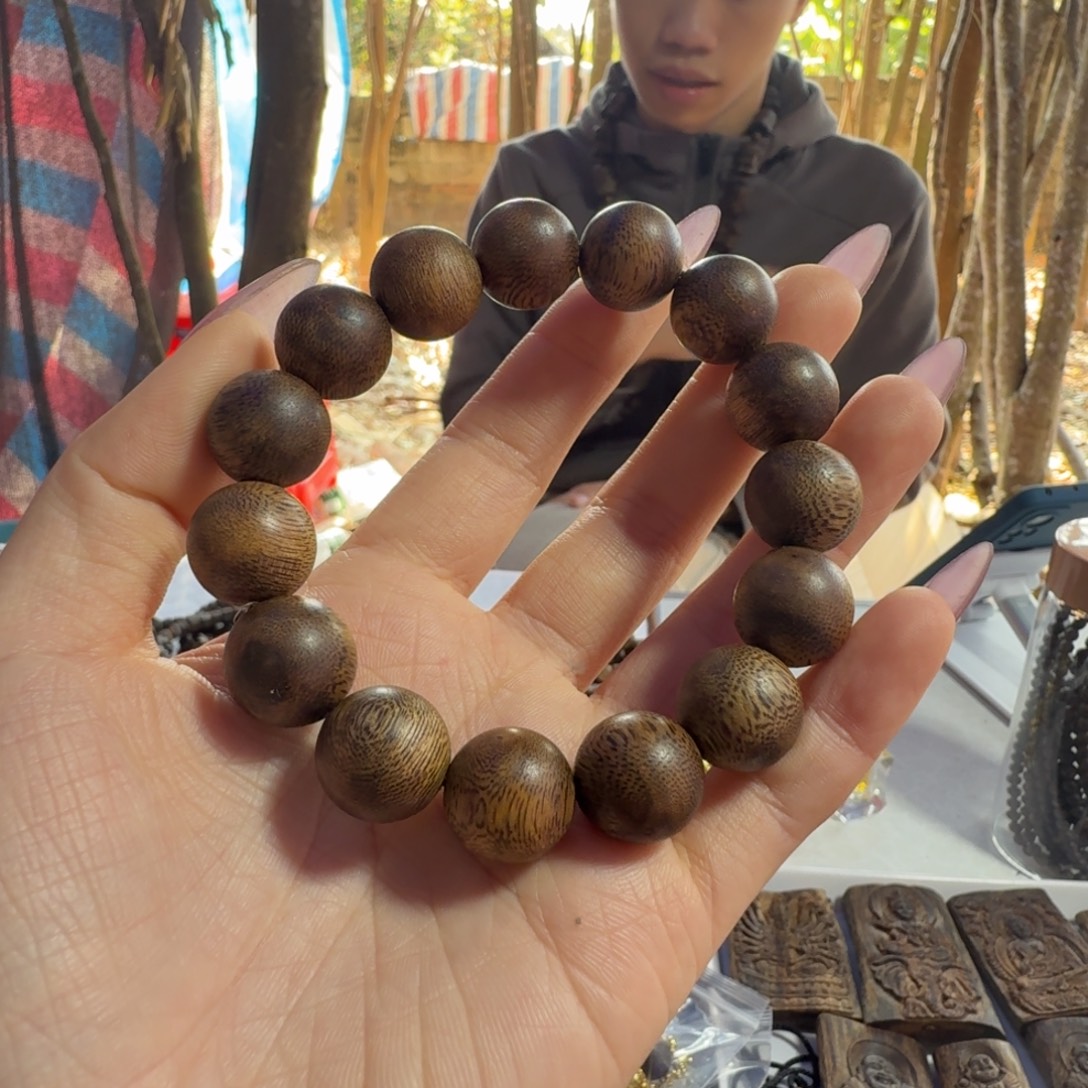 伟***新线香奇楠沉香原木