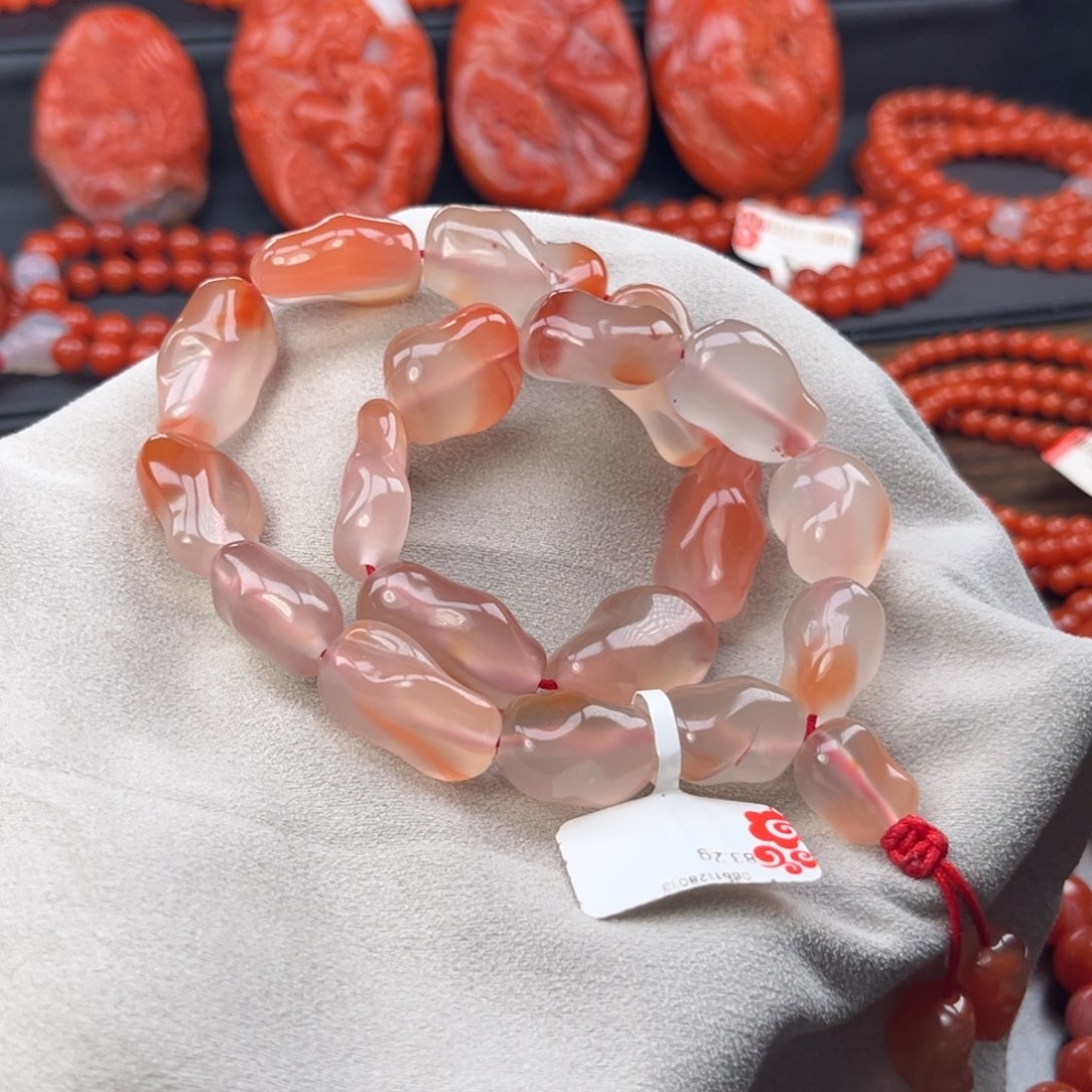 南红玛瑙未镶嵌手链