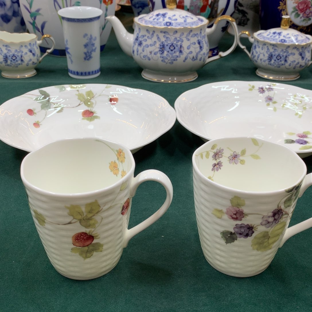 摆件全是大漂亮瓷器啊美美哒