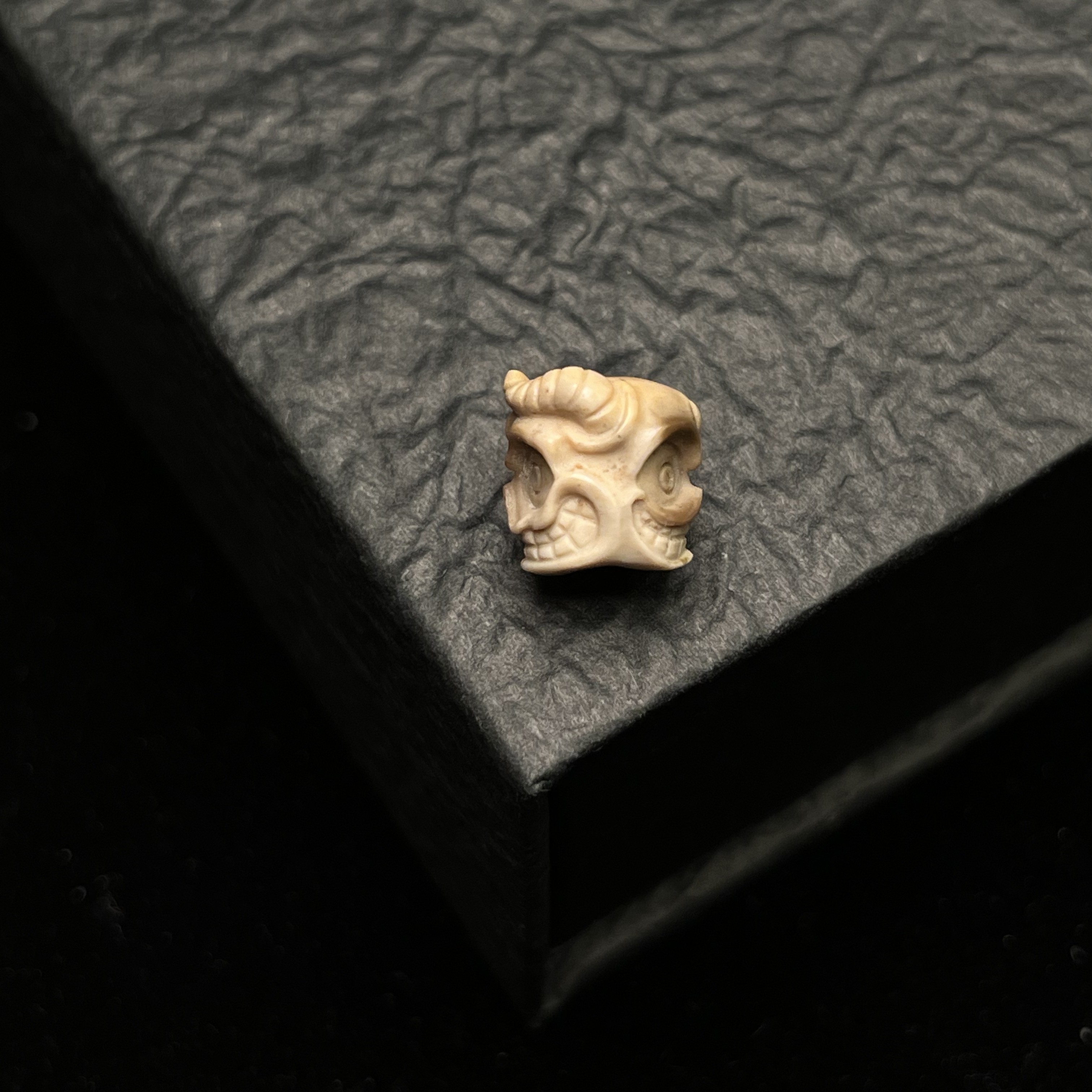 玛瑙配饰喜祖雕刻 10.5mm 全品无暇