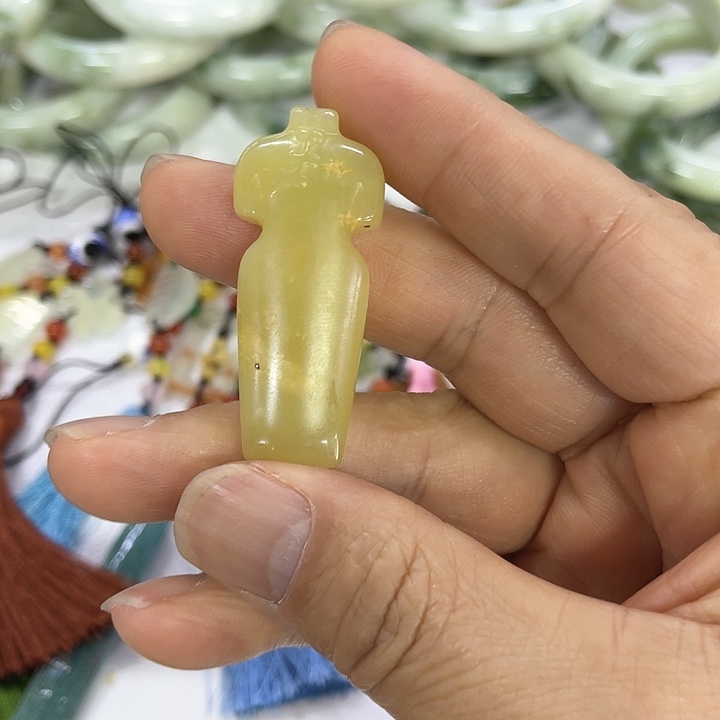 蛇纹石玉珠宝奇石合金