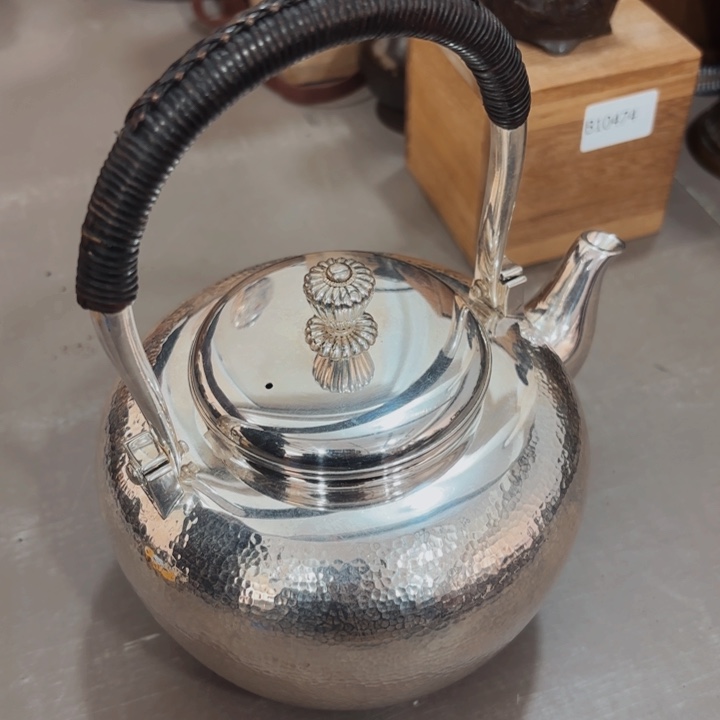 紫砂茶杯L***s非常美丽漂亮的物品