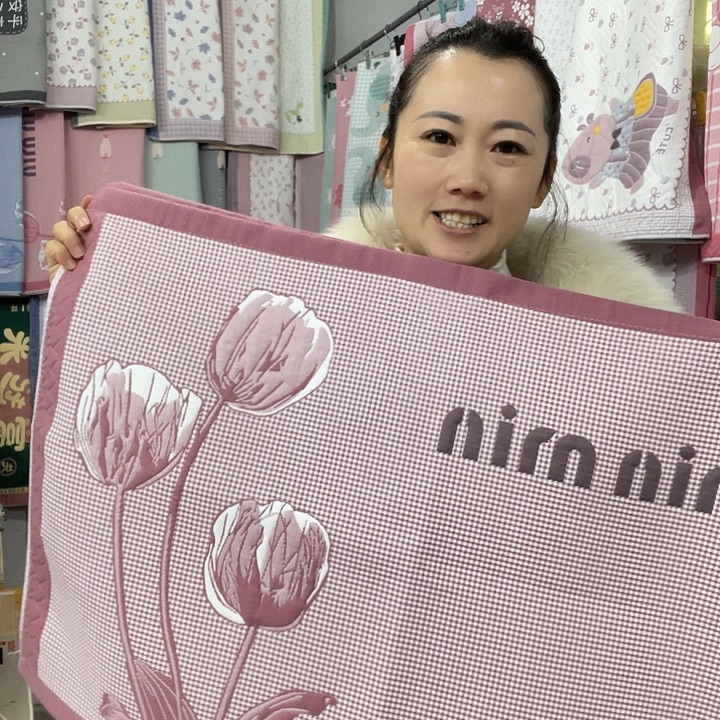 棉特价促销酒红色郁金香