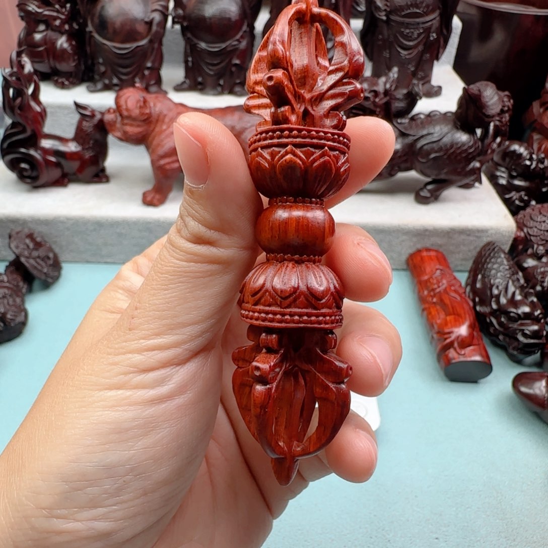 小叶紫檀把件在***x降魔杵