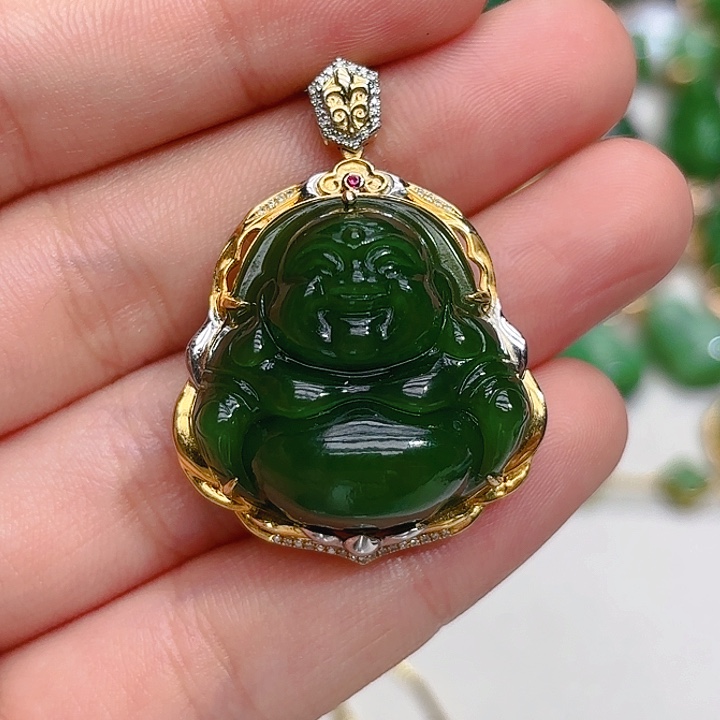 和田玉（碧玉）颈饰18K金镶嵌