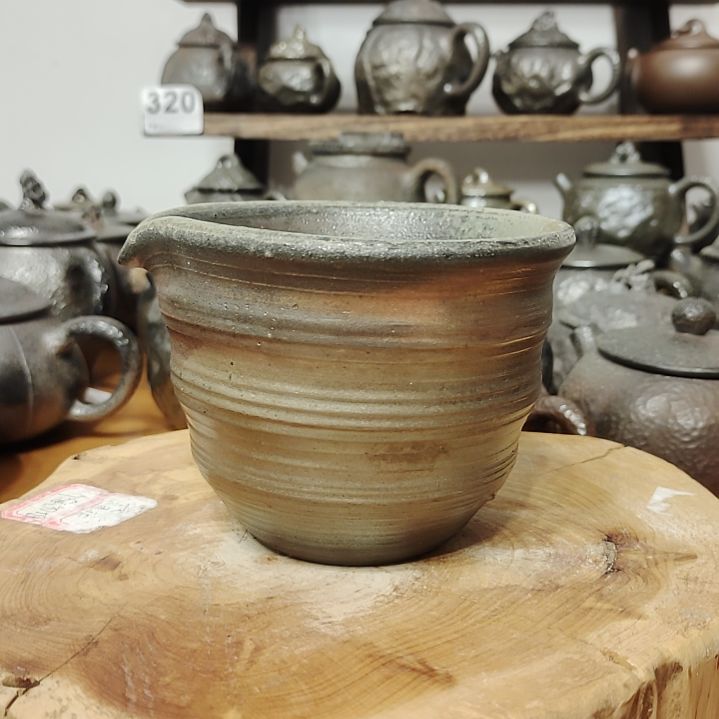 坭兴陶纯柴烧全手碳化落釉公道杯200c