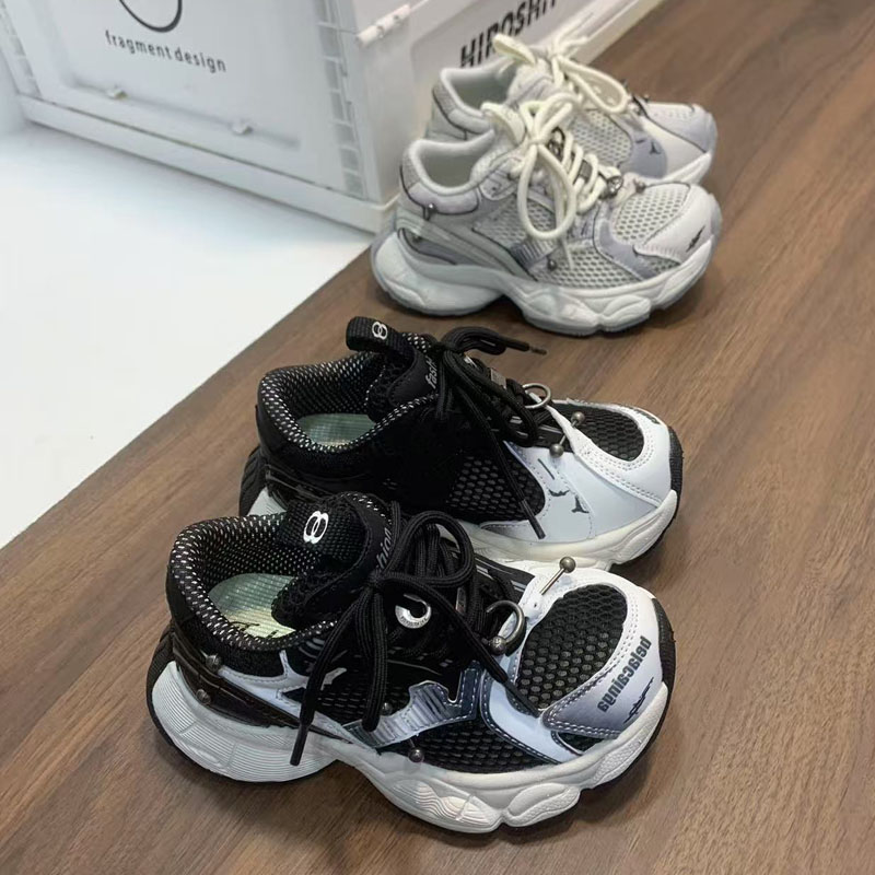 2025夏季单网儿童运动鞋防踢软底男女童镂空透气阿甘鞋跑步鞋