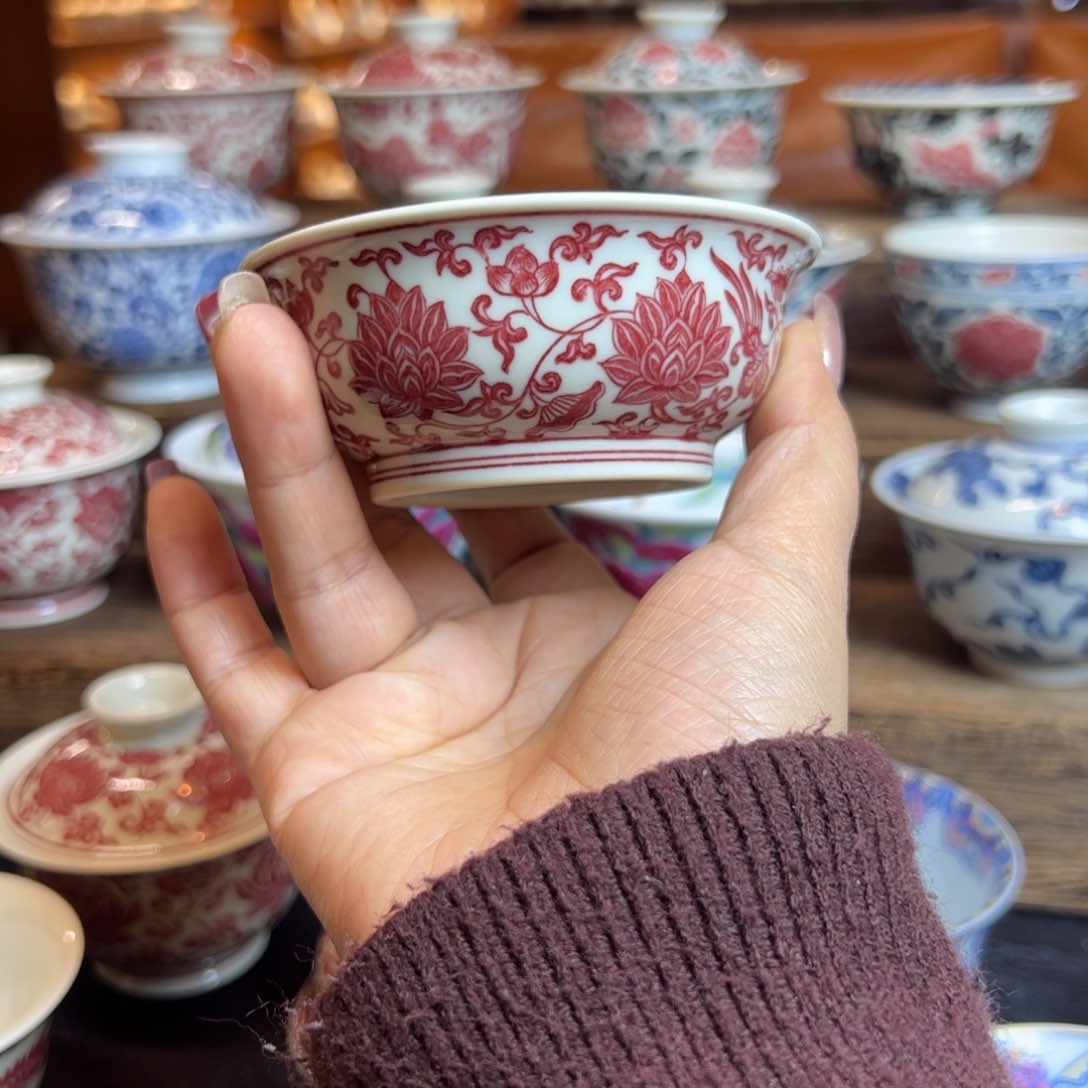 Y正绎堂全红釉里红如是