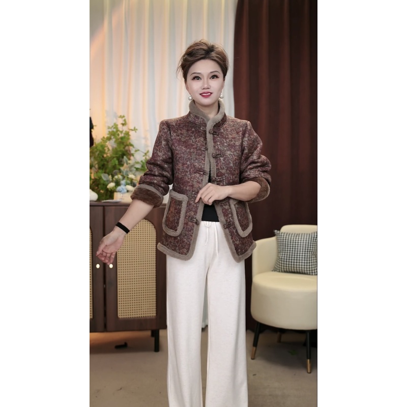 立领加绒保暖外套