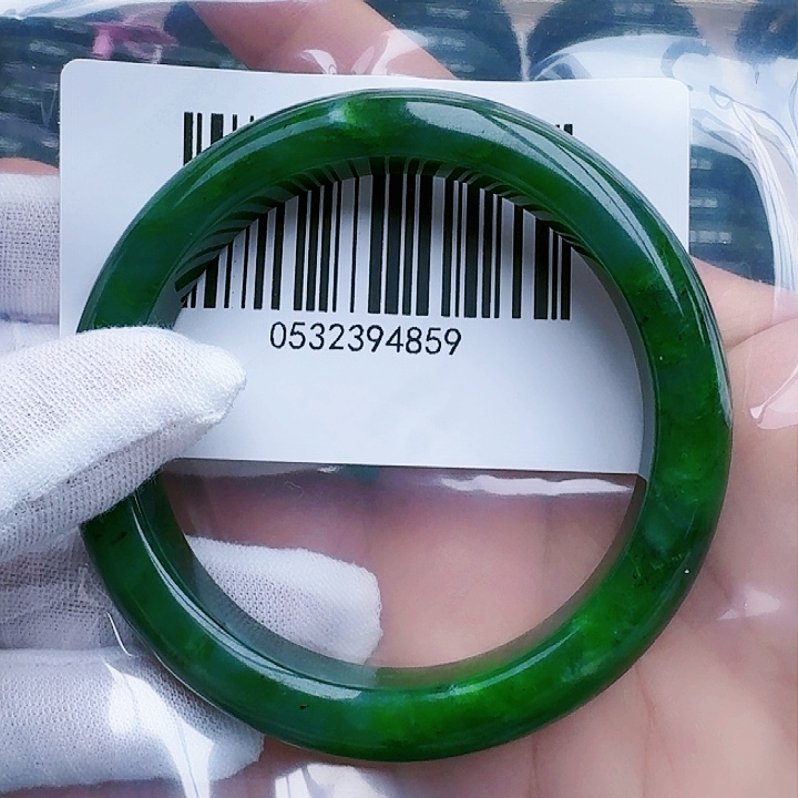 和田玉（碧玉）手镯未镶嵌60