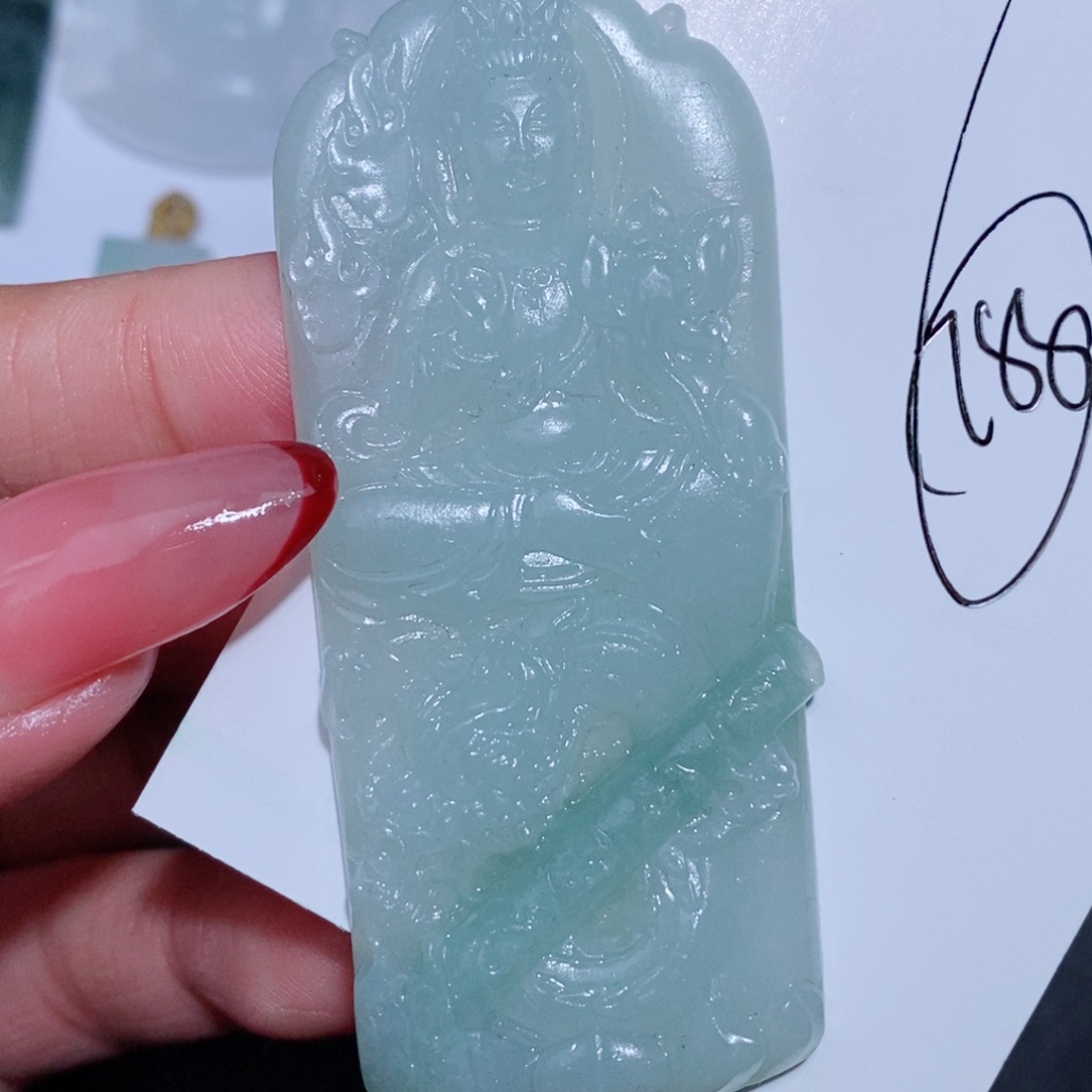 定制翡翠吊坠未镶嵌