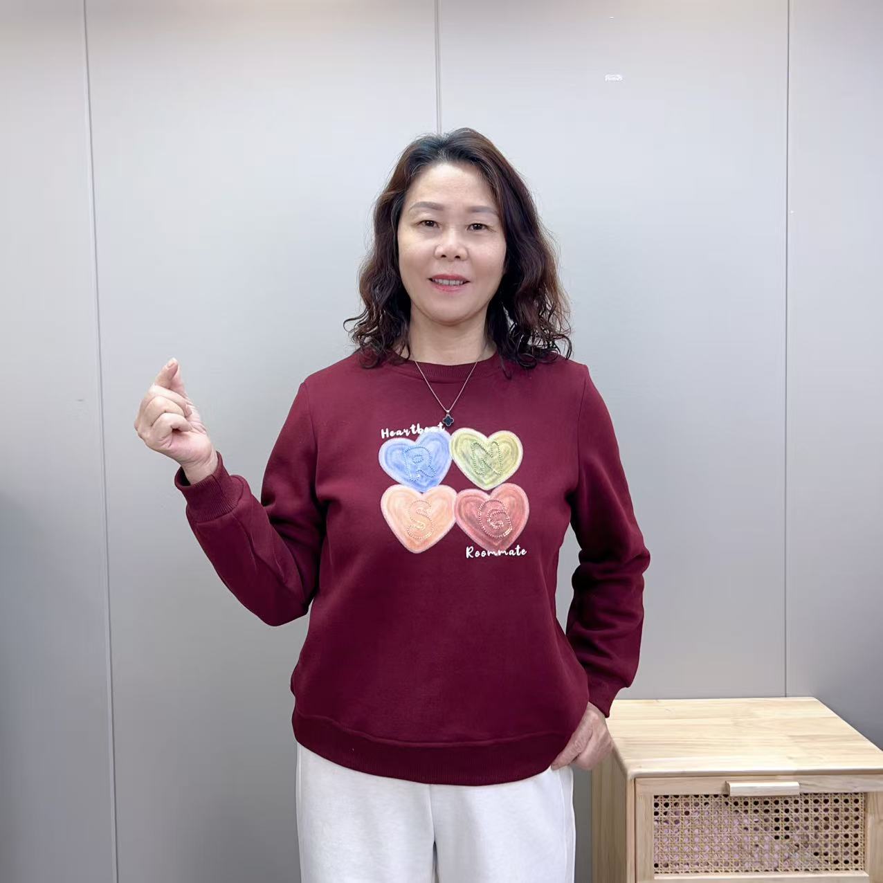 25秋冬加绒长袖时尚印花圆领不起球长袖卫衣休闲假两件韩版加绒