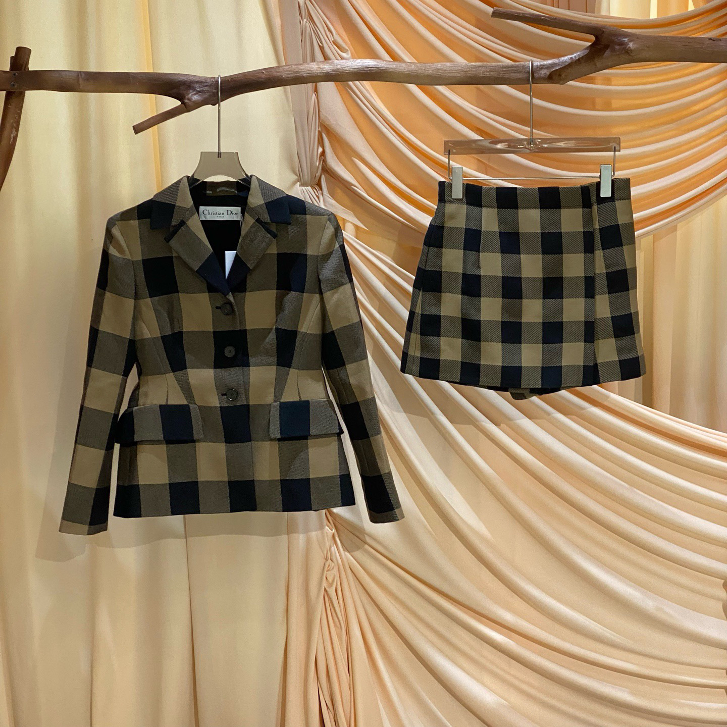 未使用 DIOR/迪奥 黑棕格纹羊毛西装套装外套/38码/36码/39759