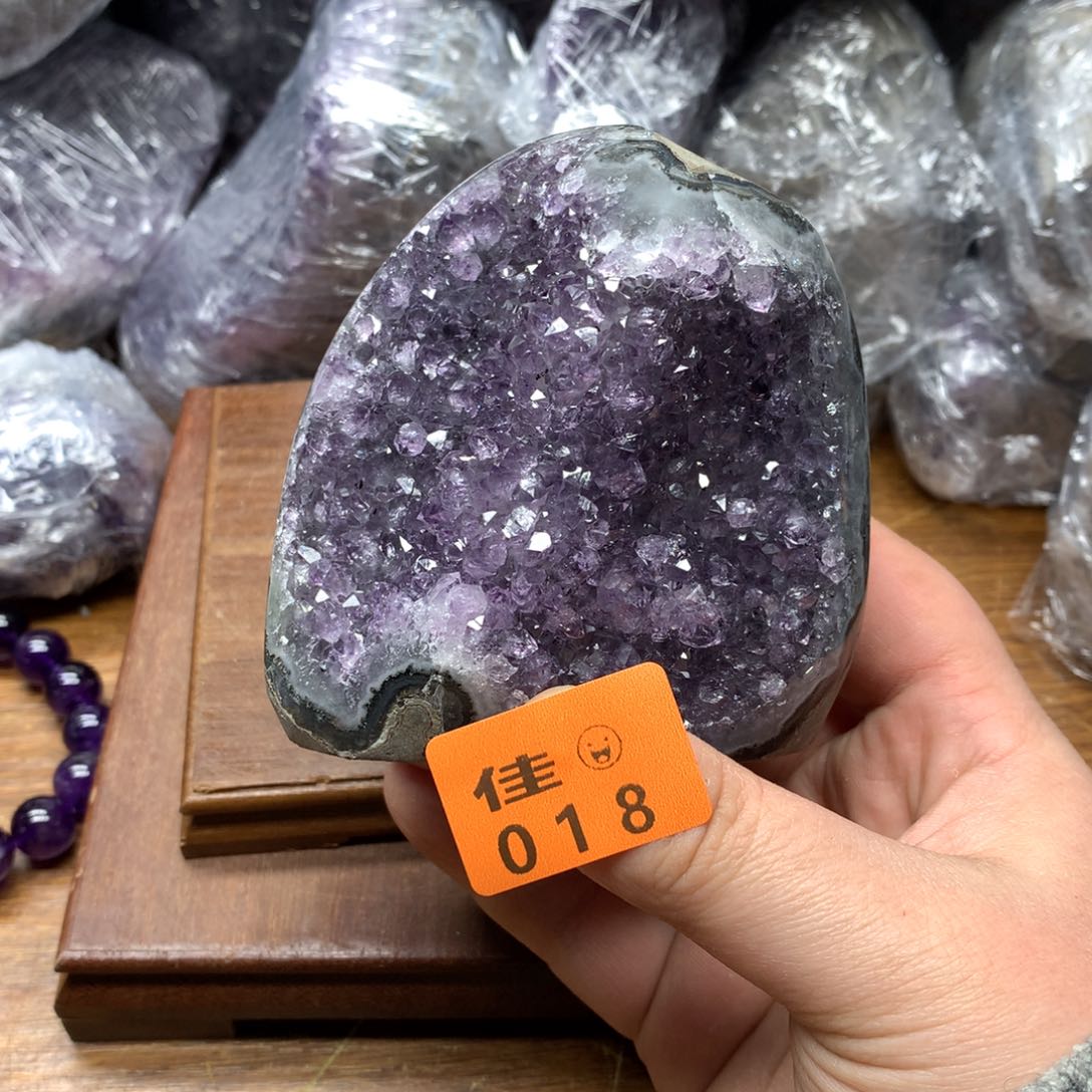 水晶大型摆件（非配饰）未镶嵌